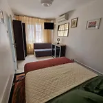 Apartment Centru 2 *